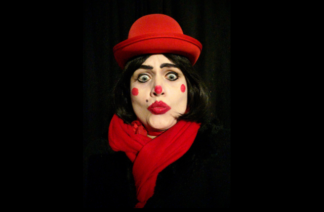 26072026_Kultursonntag_Ravynique Clownesque